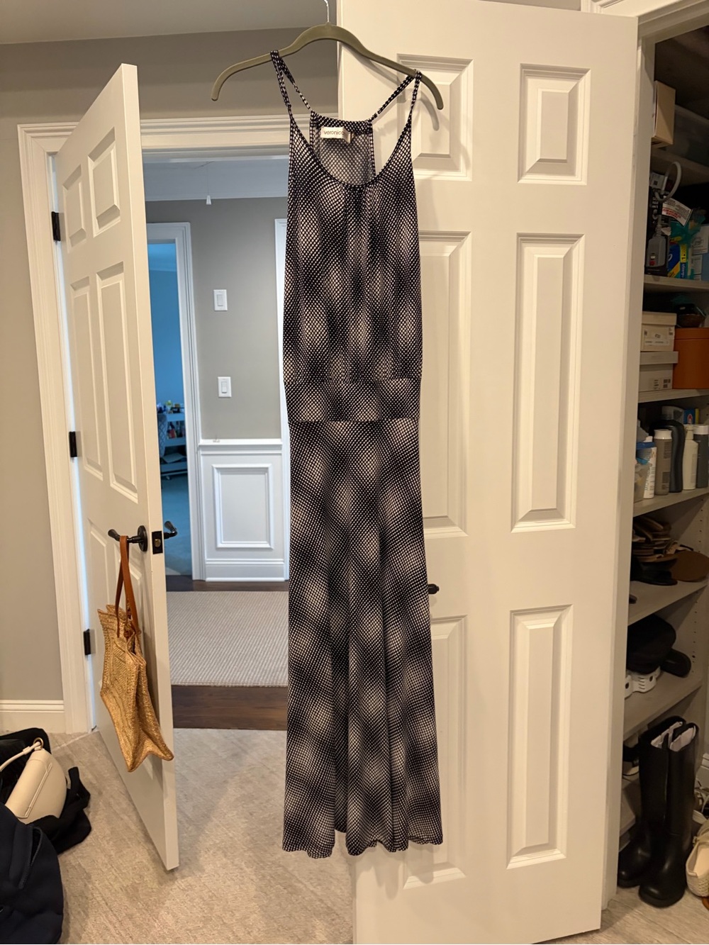 Sleeveless Black & White Patterned maxi dress